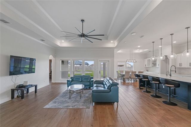 6117 S Oso Pkwy, Corpus Christi, TX 78414