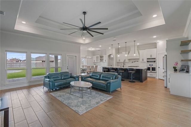 6117 S Oso Pkwy, Corpus Christi, TX 78414