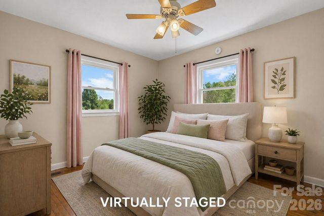 2525 Old Trenton Place, Lenoir, NC 28645