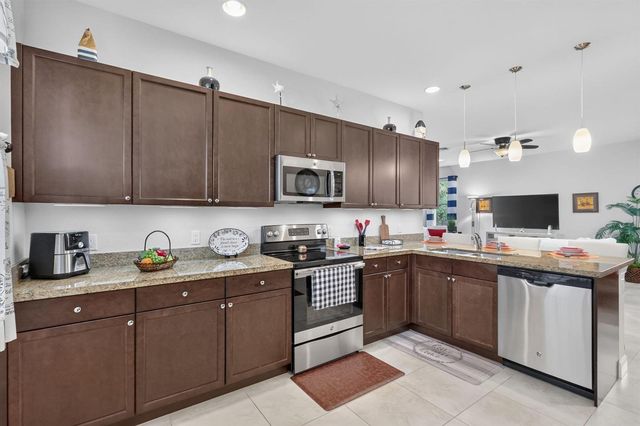 2415 NW Padova Street, Port St. Lucie, FL 34986
