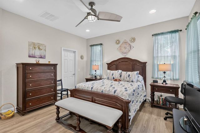 2415 NW Padova Street, Port St. Lucie, FL 34986