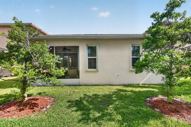 2415 NW Padova Street, Port St. Lucie, FL 34986