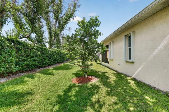2415 NW Padova Street, Port St. Lucie, FL 34986