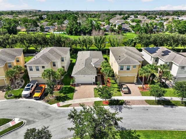 2415 NW Padova Street, Port St. Lucie, FL 34986
