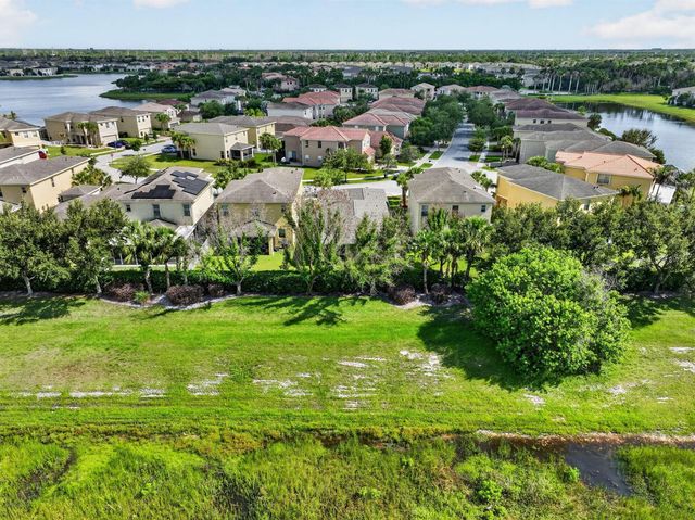2415 NW Padova Street, Port St. Lucie, FL 34986
