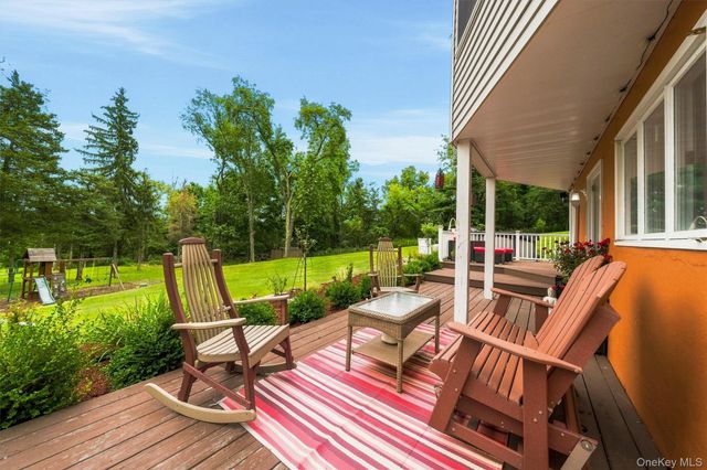 412 Laroe Road, Chester, NY 10918