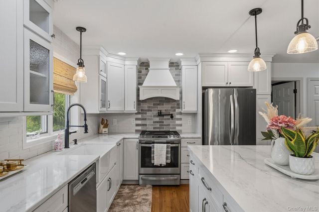 412 Laroe Road, Chester, NY 10918