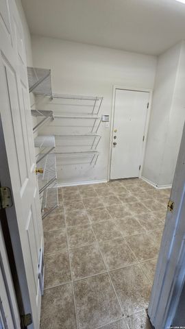 16902 Graham Walk, San Antonio, TX 78247