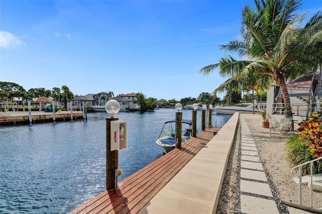 13105 Ixora Court 319, North Miami, FL 33181