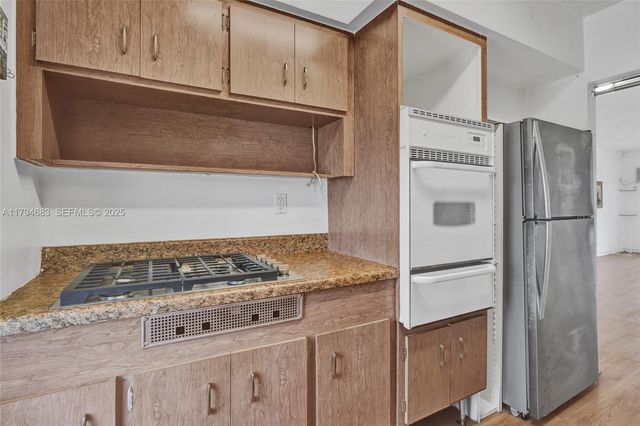 13105 Ixora Court 319, North Miami, FL 33181