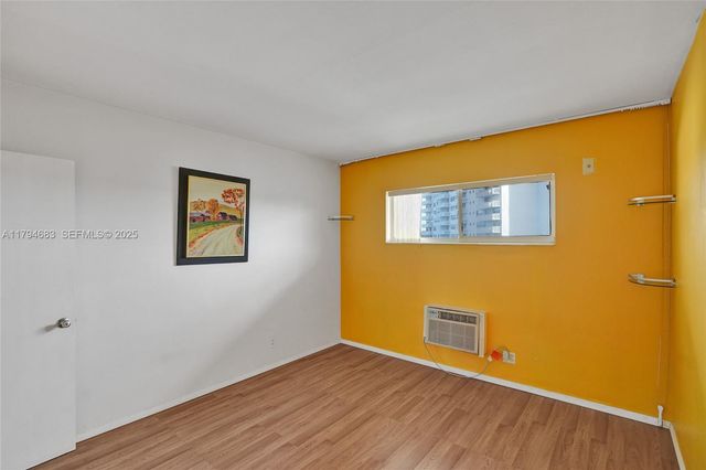 13105 Ixora Court 319, North Miami, FL 33181