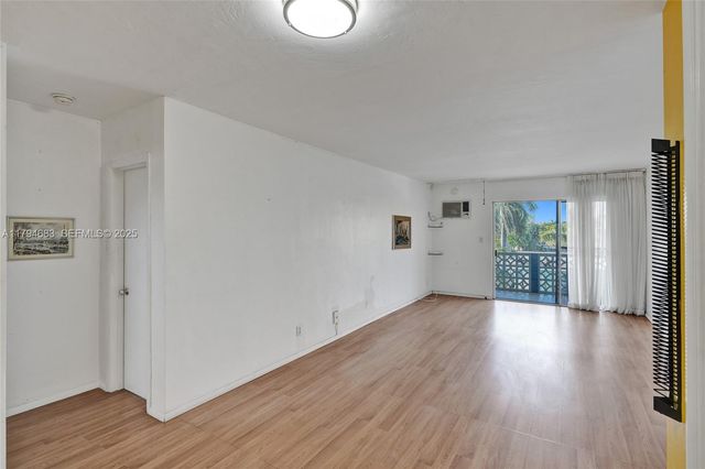 13105 Ixora Court 319, North Miami, FL 33181