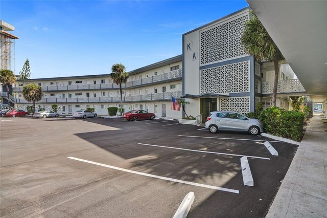 13105 Ixora Court 319, North Miami, FL 33181
