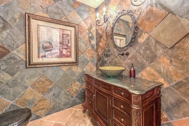 2780 El Camino Road, Las Vegas, NV 89146