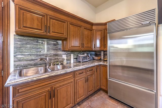 2780 El Camino Road, Las Vegas, NV 89146