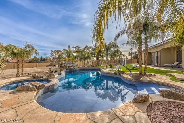 2780 El Camino Road, Las Vegas, NV 89146