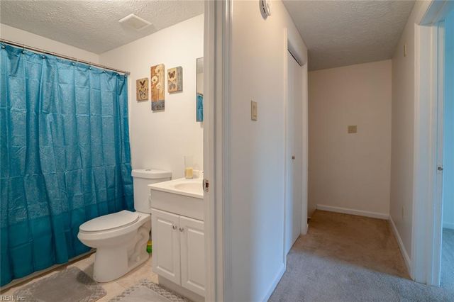 327 Settlers Landing RD, Hampton, VA 23669