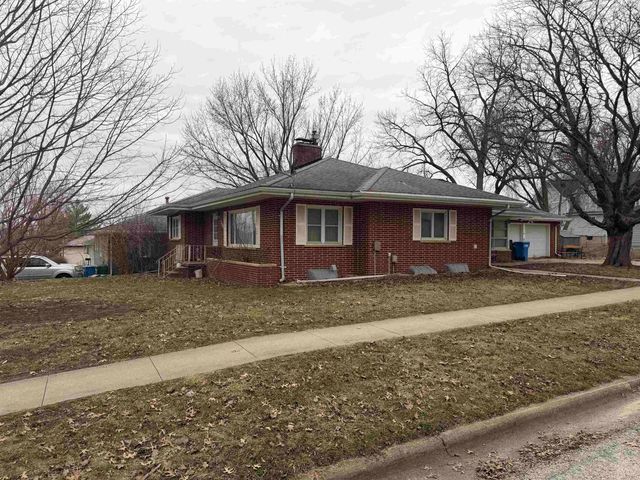540 E Eagle Street, Denver, IA 50622
