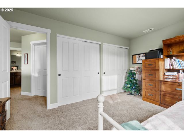 21281 BELLFLOWER Pl, Bend, OR 97702