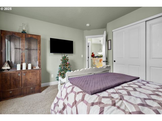 21281 BELLFLOWER Pl, Bend, OR 97702