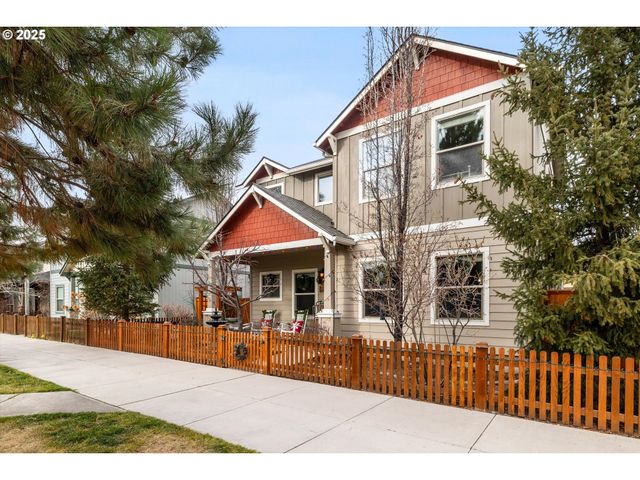 21281 BELLFLOWER Pl, Bend, OR 97702