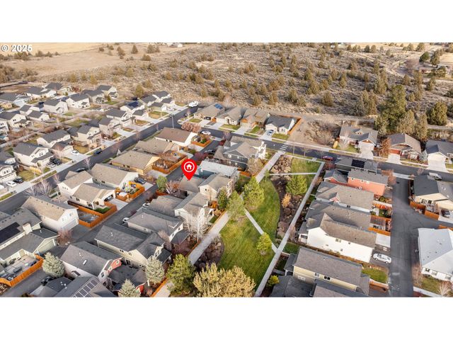 21281 BELLFLOWER Pl, Bend, OR 97702