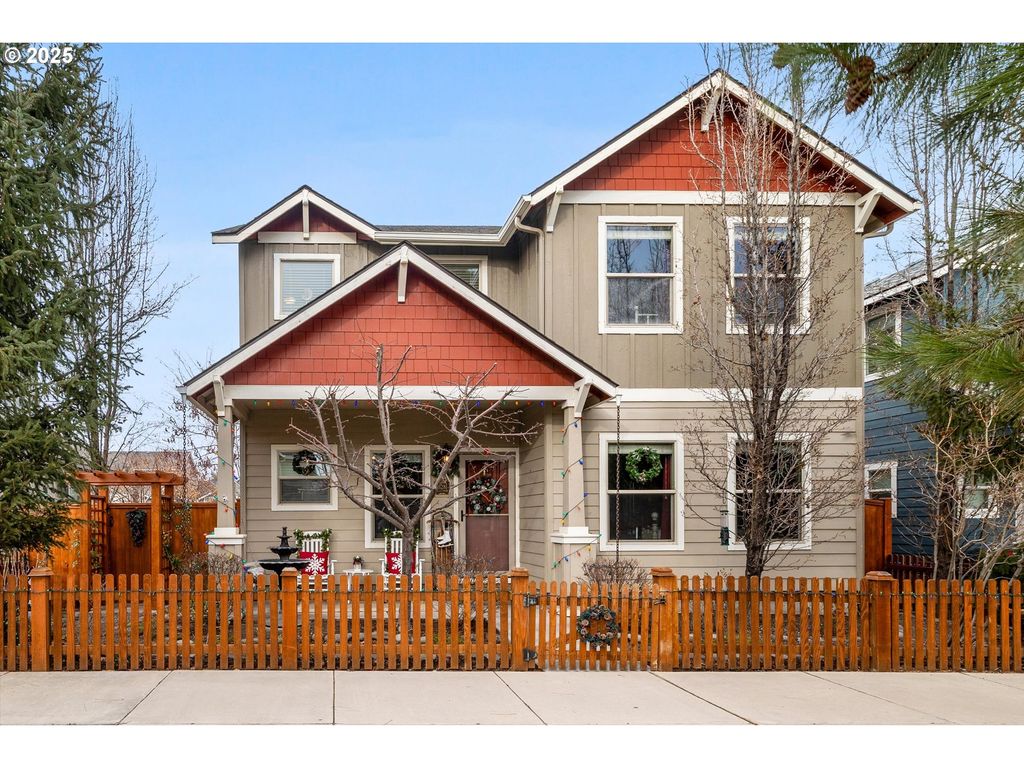 21281 BELLFLOWER Pl, Bend, OR 97702