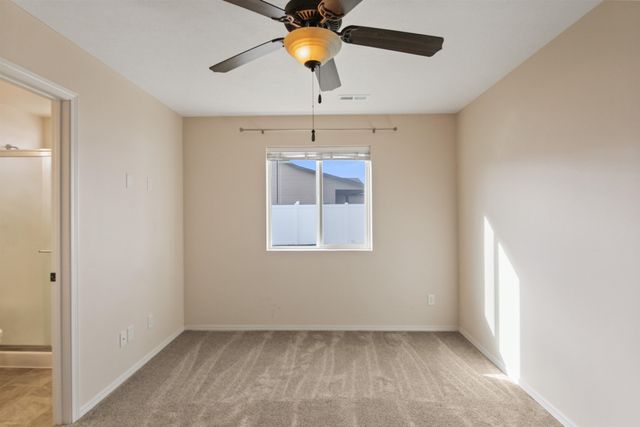 902 S Bogen Ct, Airway Heights, WA 99224