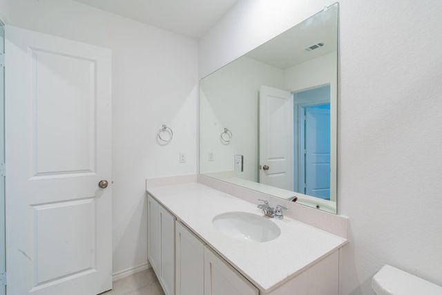 10705 Steinbeck DR, Austin, TX 78747