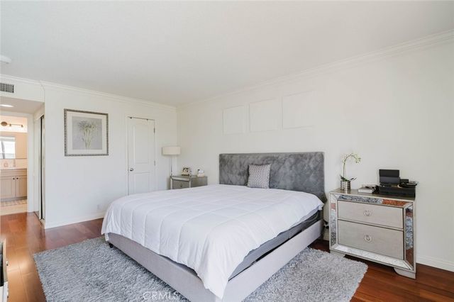 750 S Spaulding Avenue 332, Los Angeles, CA 90036