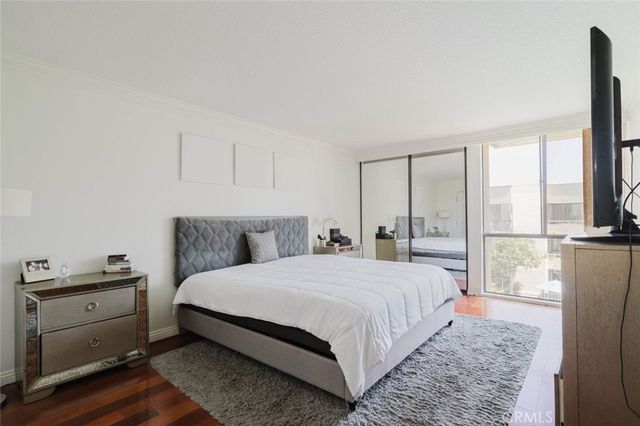 750 S Spaulding Avenue 332, Los Angeles, CA 90036