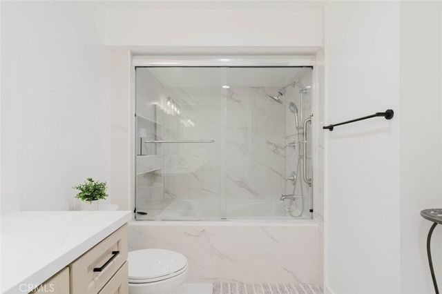 750 S Spaulding Avenue 332, Los Angeles, CA 90036
