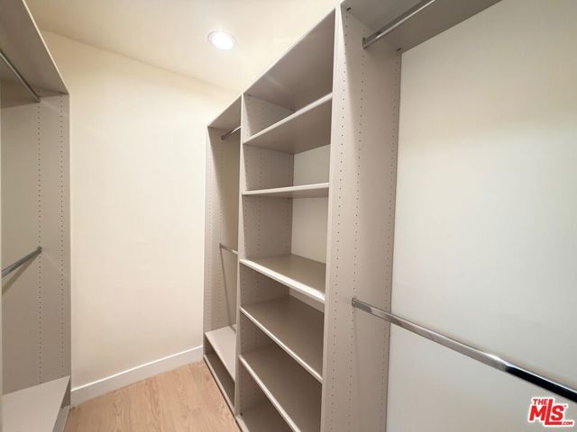 2000 San Ysidro Drive, Beverly Hills, CA 90210