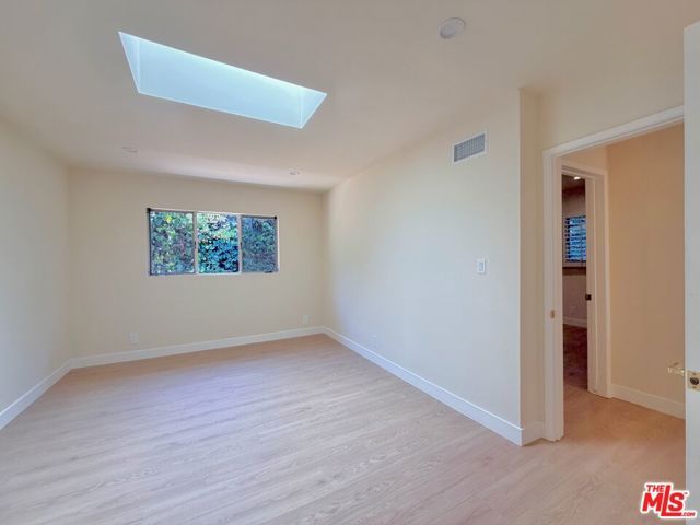 2000 San Ysidro Drive, Beverly Hills, CA 90210
