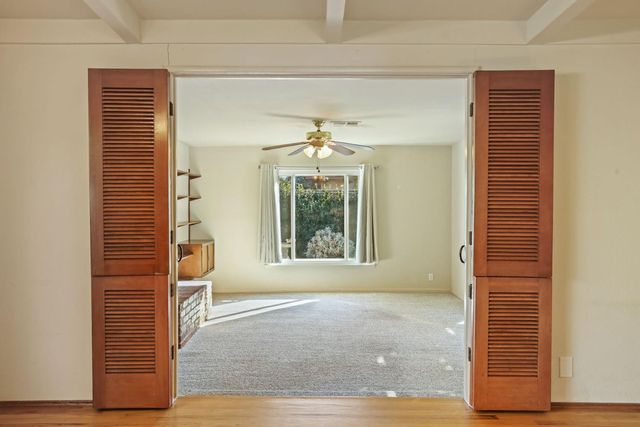 1532 Burnside Way, Stockton, CA 95207