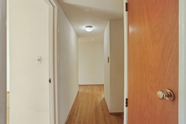 1532 Burnside Way, Stockton, CA 95207