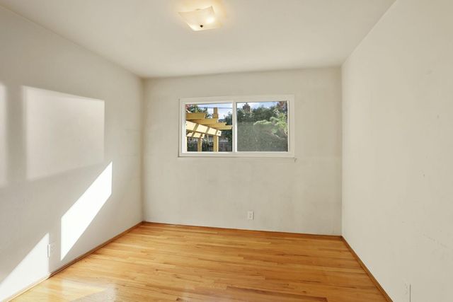 1532 Burnside Way, Stockton, CA 95207