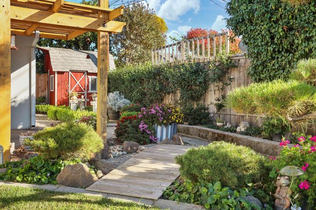 1532 Burnside Way, Stockton, CA 95207