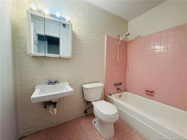 1104-1 Ayton Place, Fayetteville, NC 28304