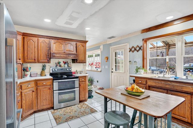 6535 Farm Road 1245, Aurora, MO 65605