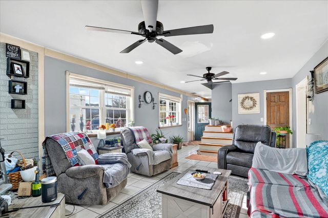 6535 Farm Road 1245, Aurora, MO 65605