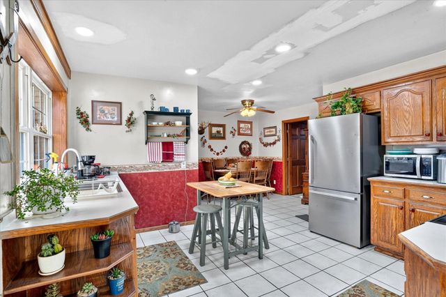 6535 Farm Road 1245, Aurora, MO 65605