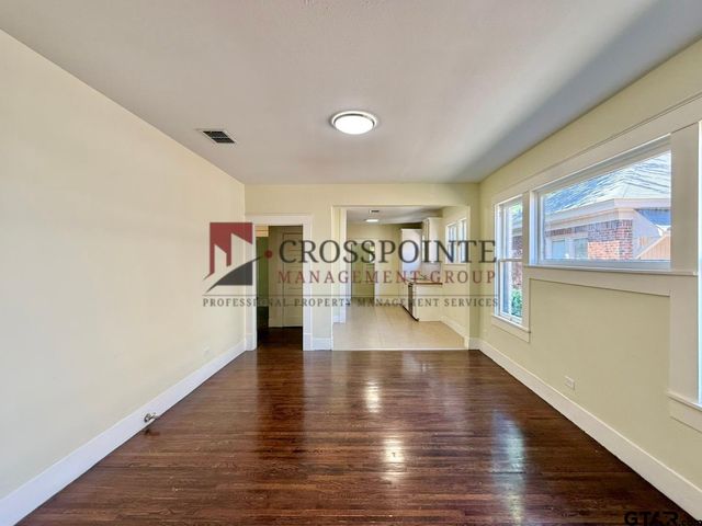 431 S College, Tyler, TX 75702