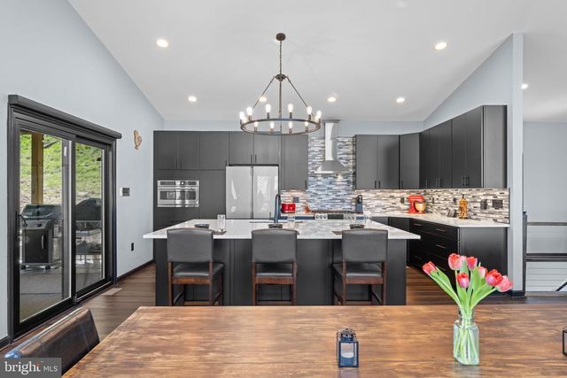 753 CLUB HOUSE RD, Front Royal, VA 22630