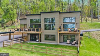 753 CLUB HOUSE RD, Front Royal, VA 22630