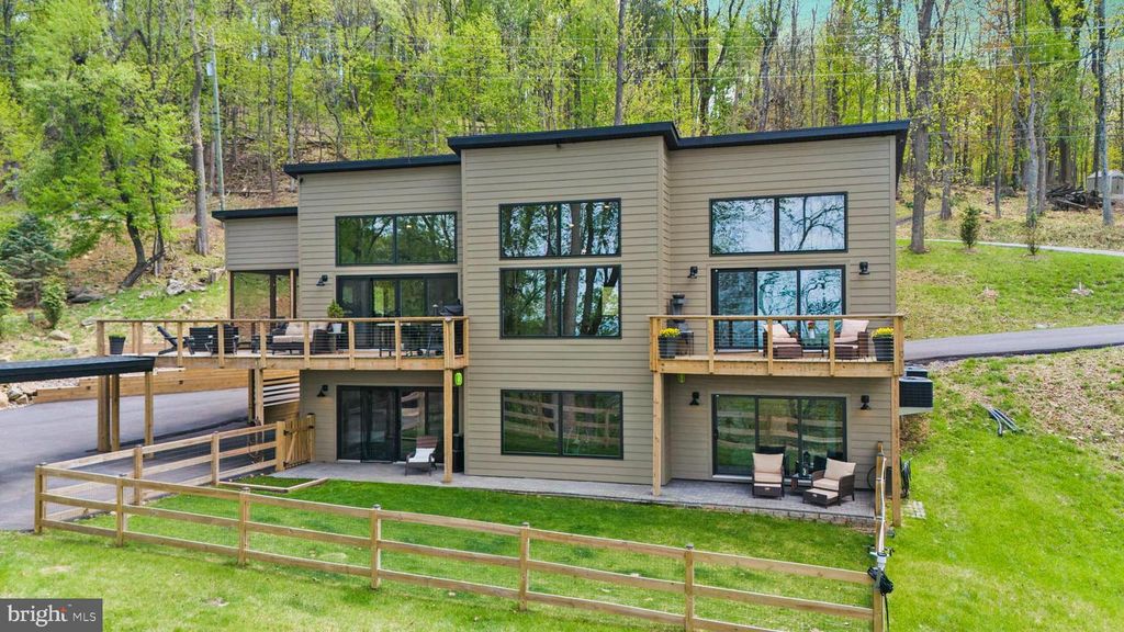 753 CLUB HOUSE RD, Front Royal, VA 22630