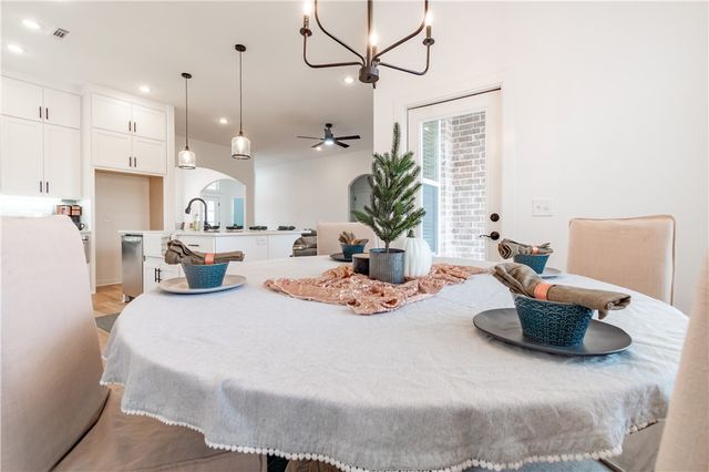 5840 Poppy Avenue, Springdale, AR 72762