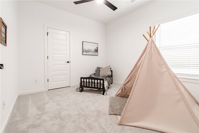 5840 Poppy Avenue, Springdale, AR 72762