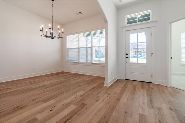 5840 Poppy Avenue, Springdale, AR 72762