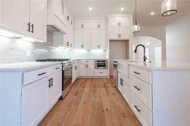 5840 Poppy Avenue, Springdale, AR 72762